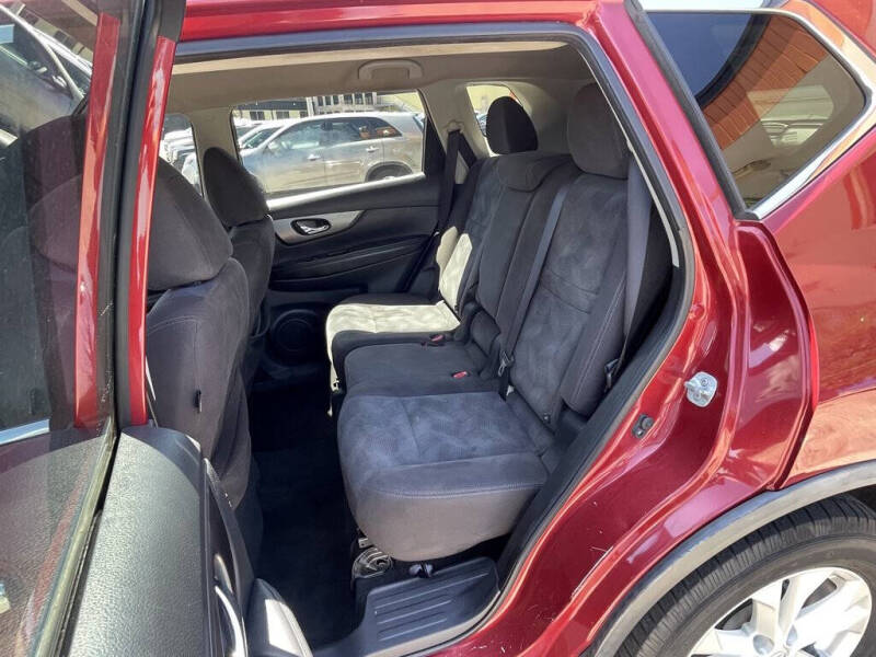 2016 Nissan Rogue SV