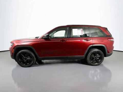 2022 Jeep Grand Cherokee Altitude