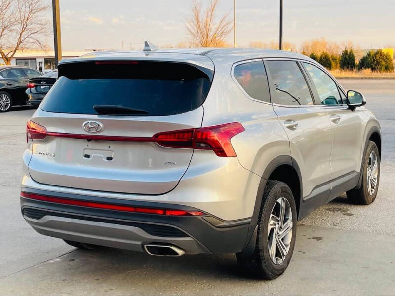 2021 Hyundai Santa Fe SE