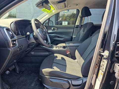 2023 Kia Sorento LX