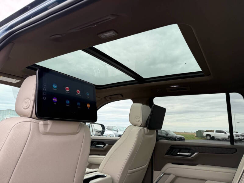 2025 GMC Yukon XL Denali