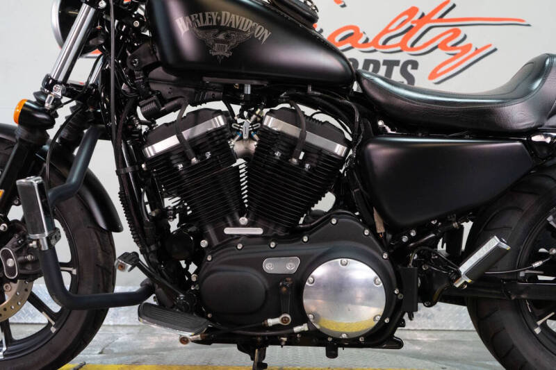 2016 Harley-Davidson Iron 883
