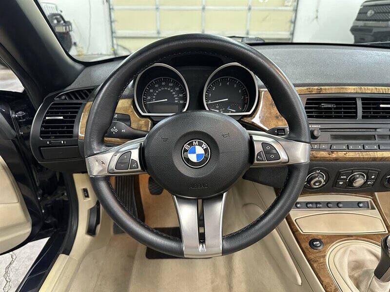 2006 BMW Z4 3.0si