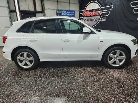 2011 Audi Q5 3.2 quattro Premium Plus
