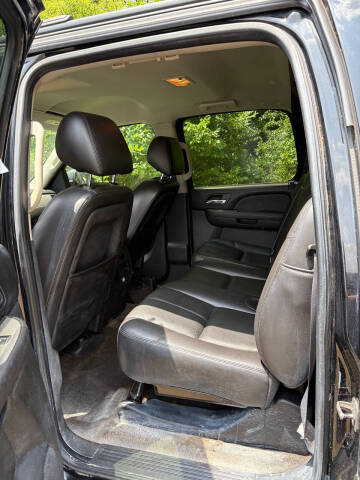 2011 Chevrolet Avalanche LT
