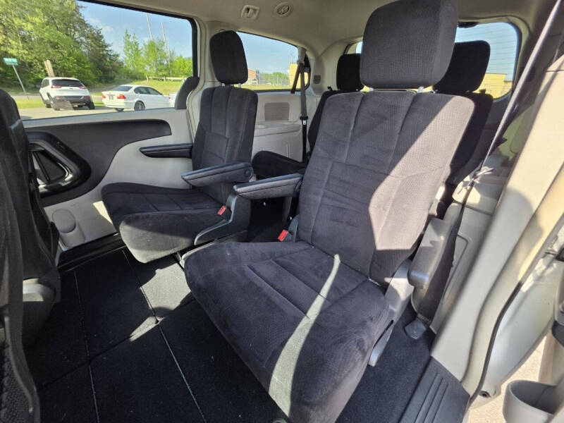 2011 Dodge Grand Caravan Crew