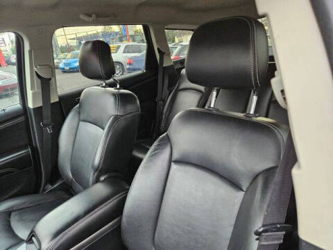 2013 Dodge Journey R/T