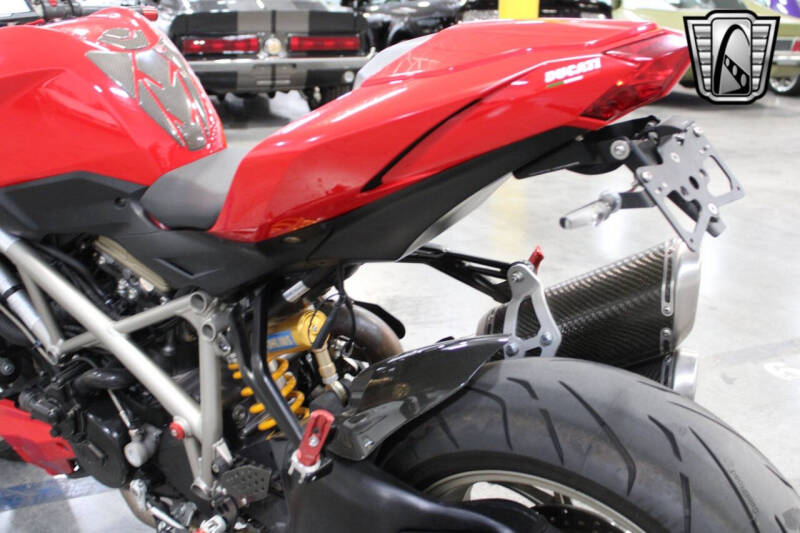 2010 Ducati Streetfighter