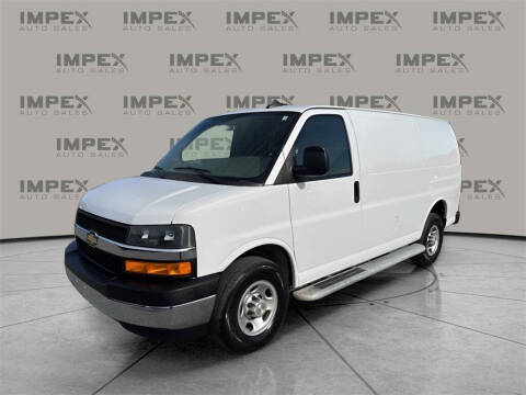 2023 Chevrolet Express 2500