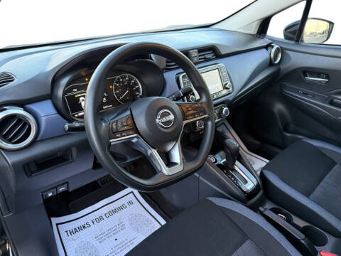 2023 Nissan Versa SV