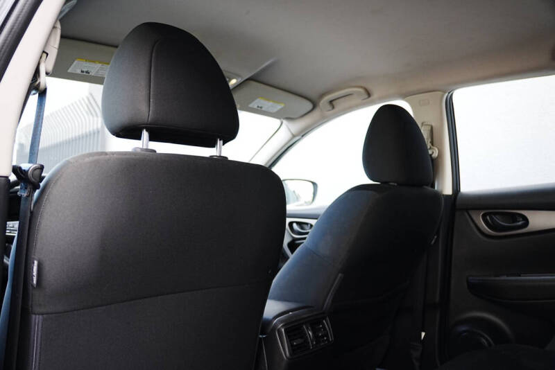 2022 Nissan Rogue Sport S