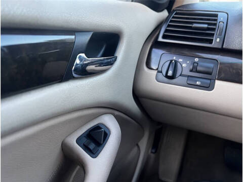 2000 BMW 3 Series 328i