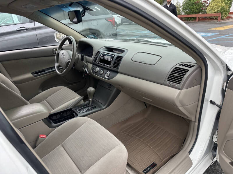 2005 Toyota Camry SE