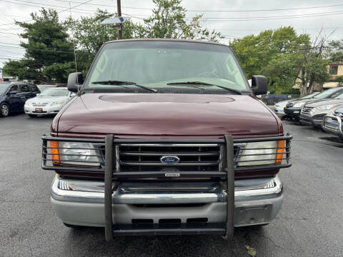 2004 Ford E-Series E-350 SD XLT