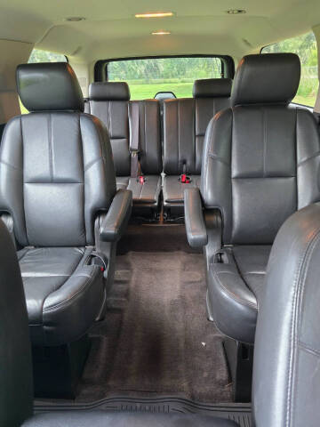 2014 Chevrolet Suburban LT