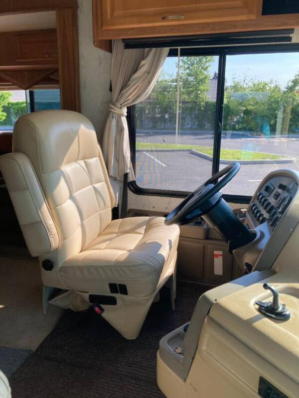 2007 Freightliner XCS Chassis
