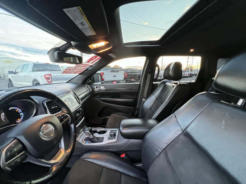 2019 Jeep Grand Cherokee Altitude