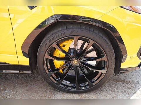 2022 Lamborghini Urus