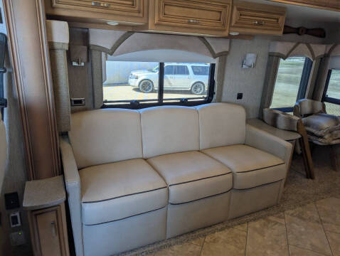 2016 Newmar Ventana LE 3725