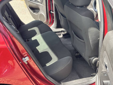 2011 Chevrolet Cruze LT Fleet