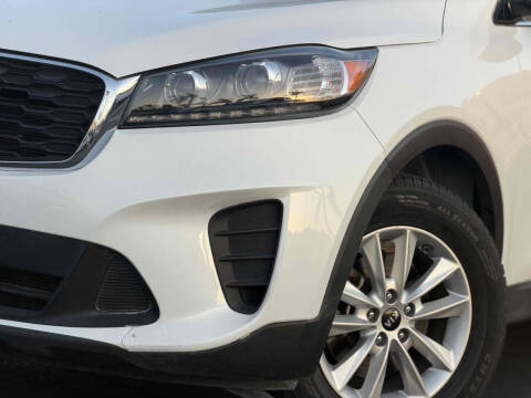 2020 Kia Sorento LX