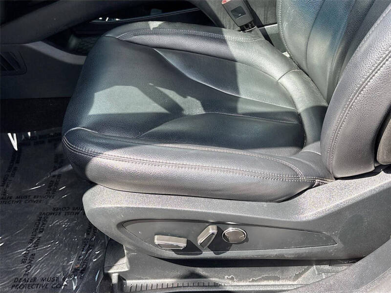 2020 Lincoln Nautilus Standard