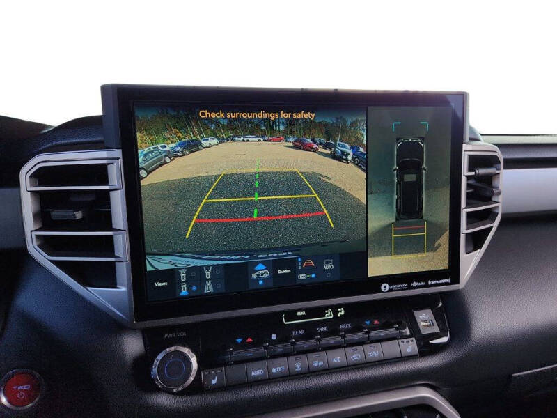 2024 Toyota Sequoia SR5