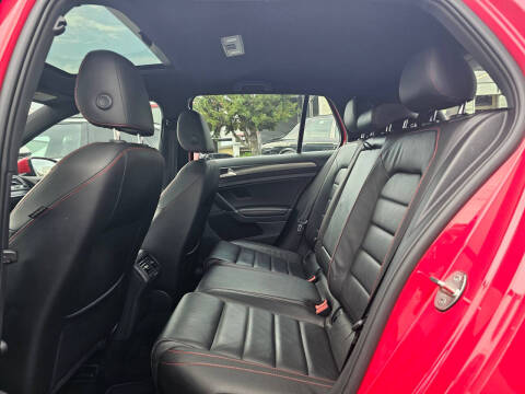 2018 Volkswagen Golf GTI S
