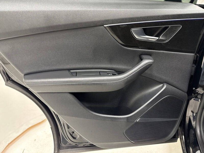 2025 Audi Q8 quattro Premium Plus 55 TFSI