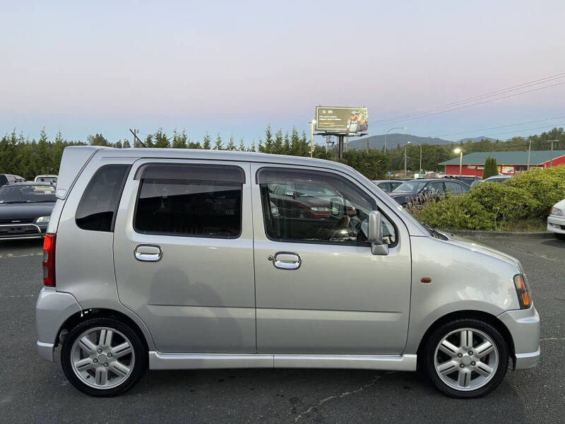 2001 Suzuki Solio