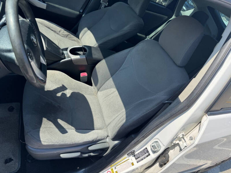 2012 Toyota Prius Two
