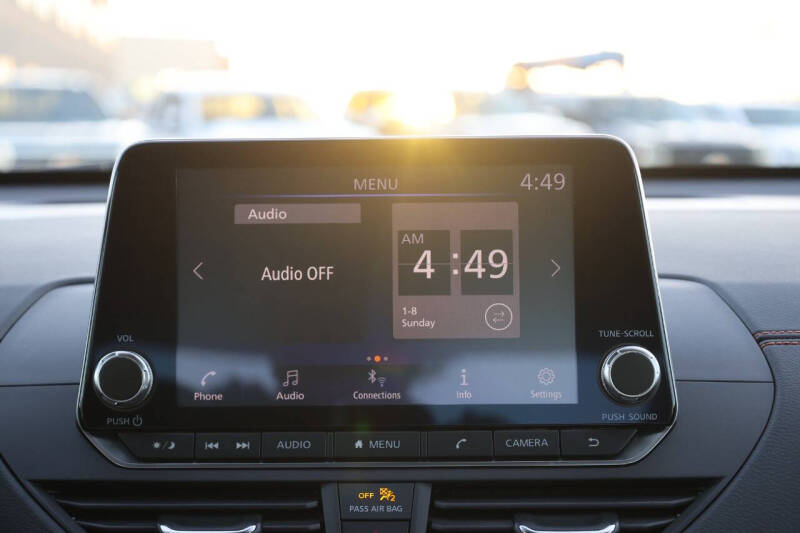 2021 Nissan Altima 2.5 SR