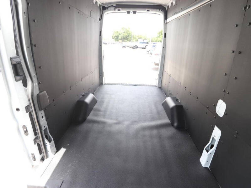 2023 Ford E-Transit 350