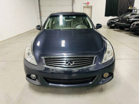 2011 Infiniti G25 Sedan x