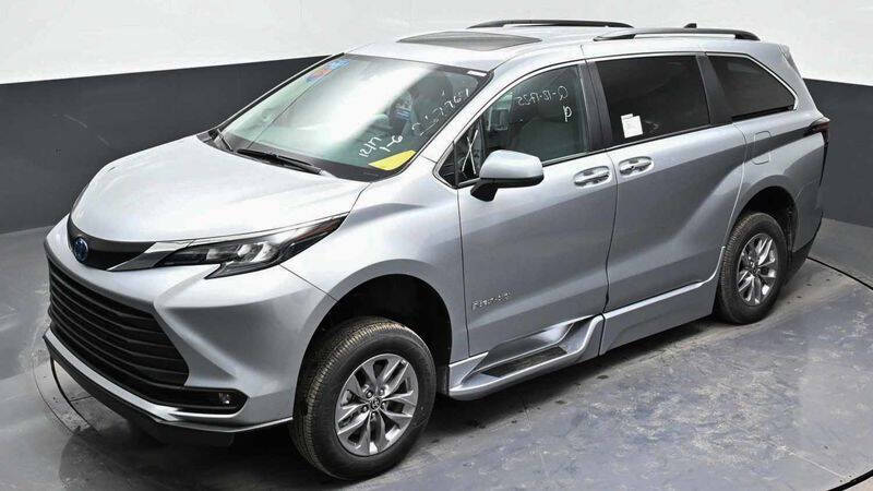 2025 Toyota Sienna