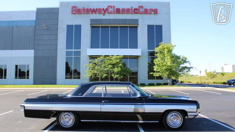1962 Oldsmobile Starfire