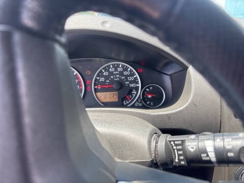 2012 Nissan Pathfinder LE
