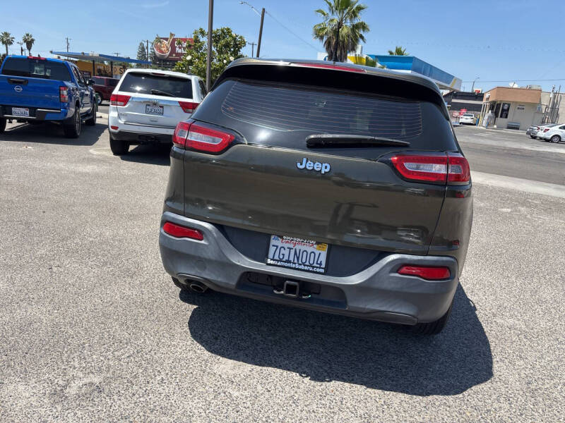 2014 Jeep Cherokee Sport