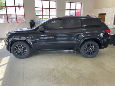 2017 Jeep Grand Cherokee Laredo