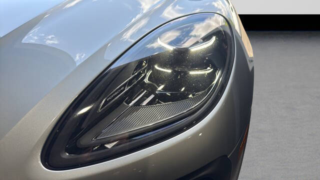 2023 Porsche Macan