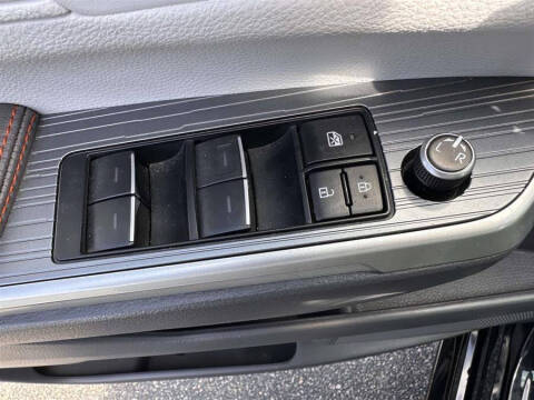 2023 Toyota Sienna XSE 7-Passenger
