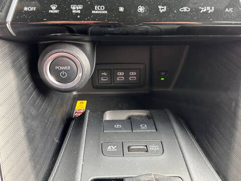 2023 Toyota Venza XLE