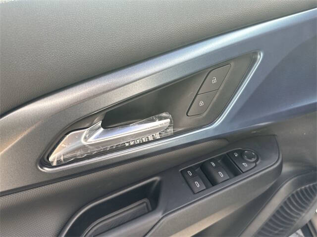 2026 Chevrolet Equinox EV LT 2