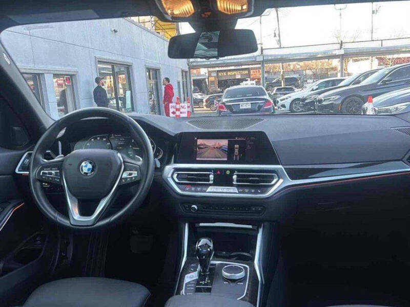 2021 BMW 3 Series 330i