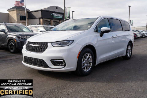 2023 Chrysler Pacifica Touring L
