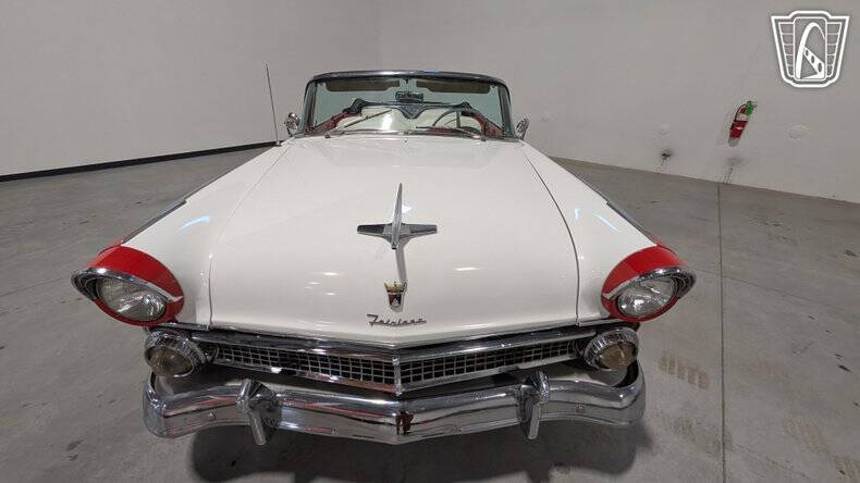 1955 Ford Fairlane