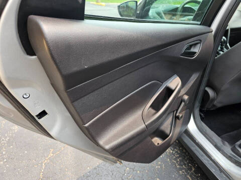 2014 Ford Focus S