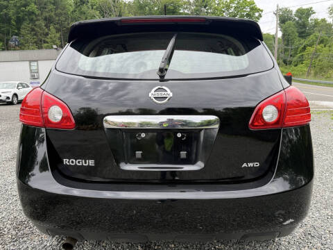 2013 Nissan Rogue SV w/SL Package