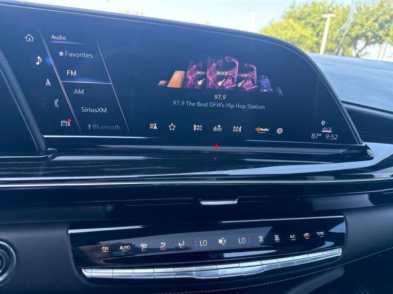 2023 Cadillac Escalade-V