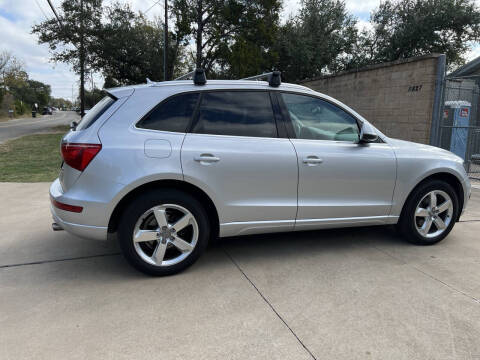 2011 Audi Q5 2.0T quattro Premium Plus